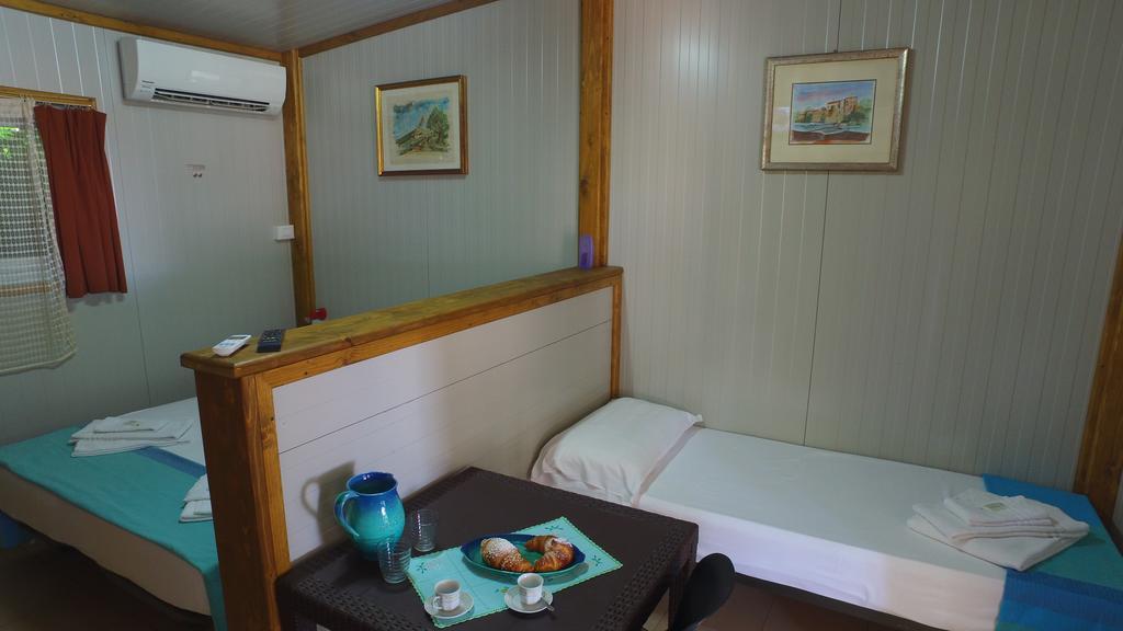 Camping Jonio Otel Katanya Dış mekan fotoğraf